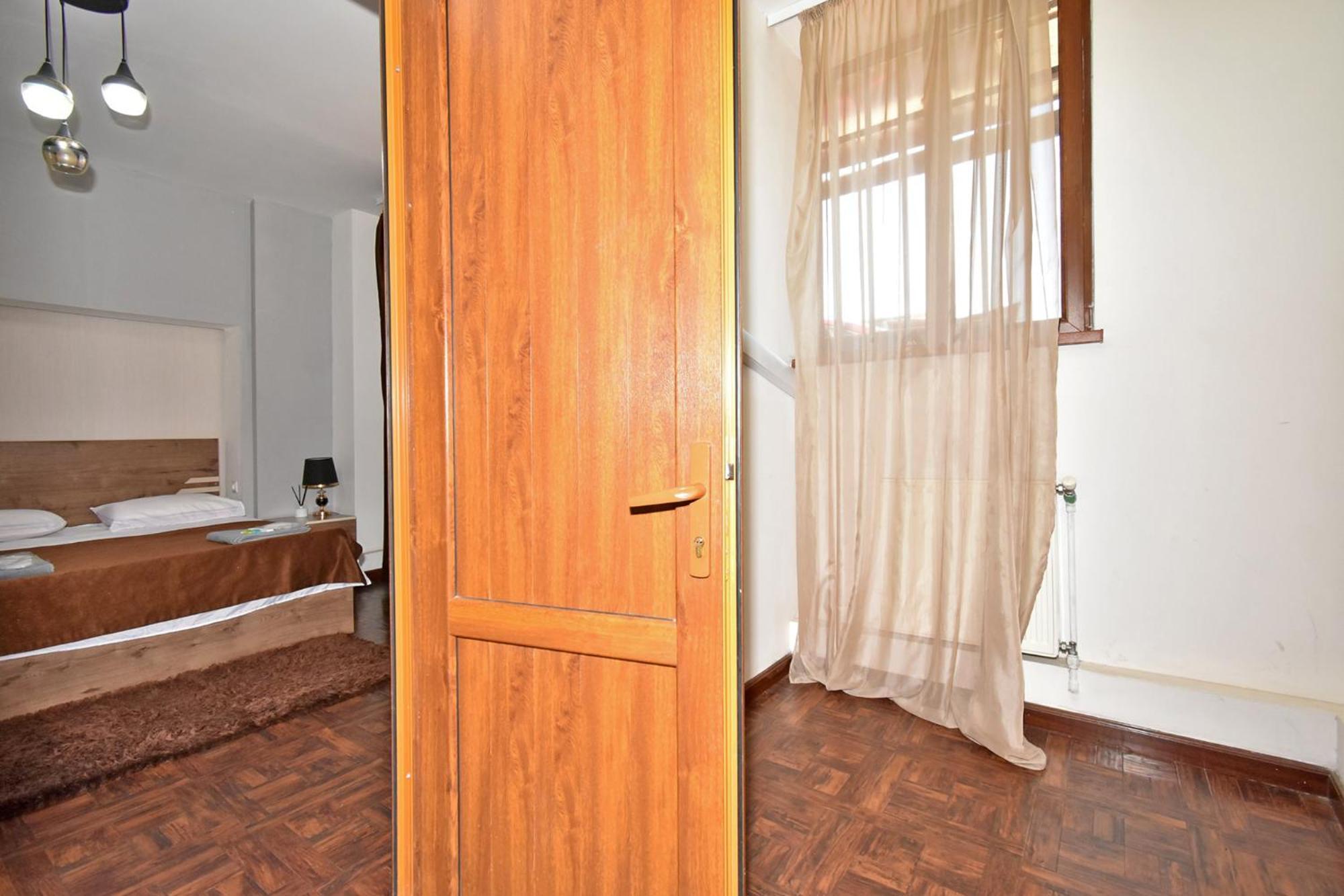 Aaa Hotel Yerevan Ngoại thất bức ảnh